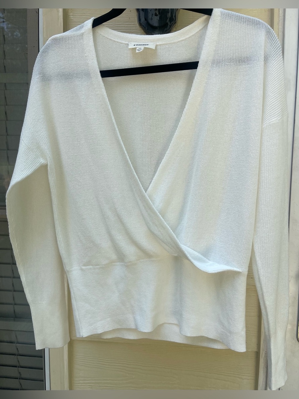 L'AGENCE BLAIR CROSSOVER SWEATER  IVORY Sz M